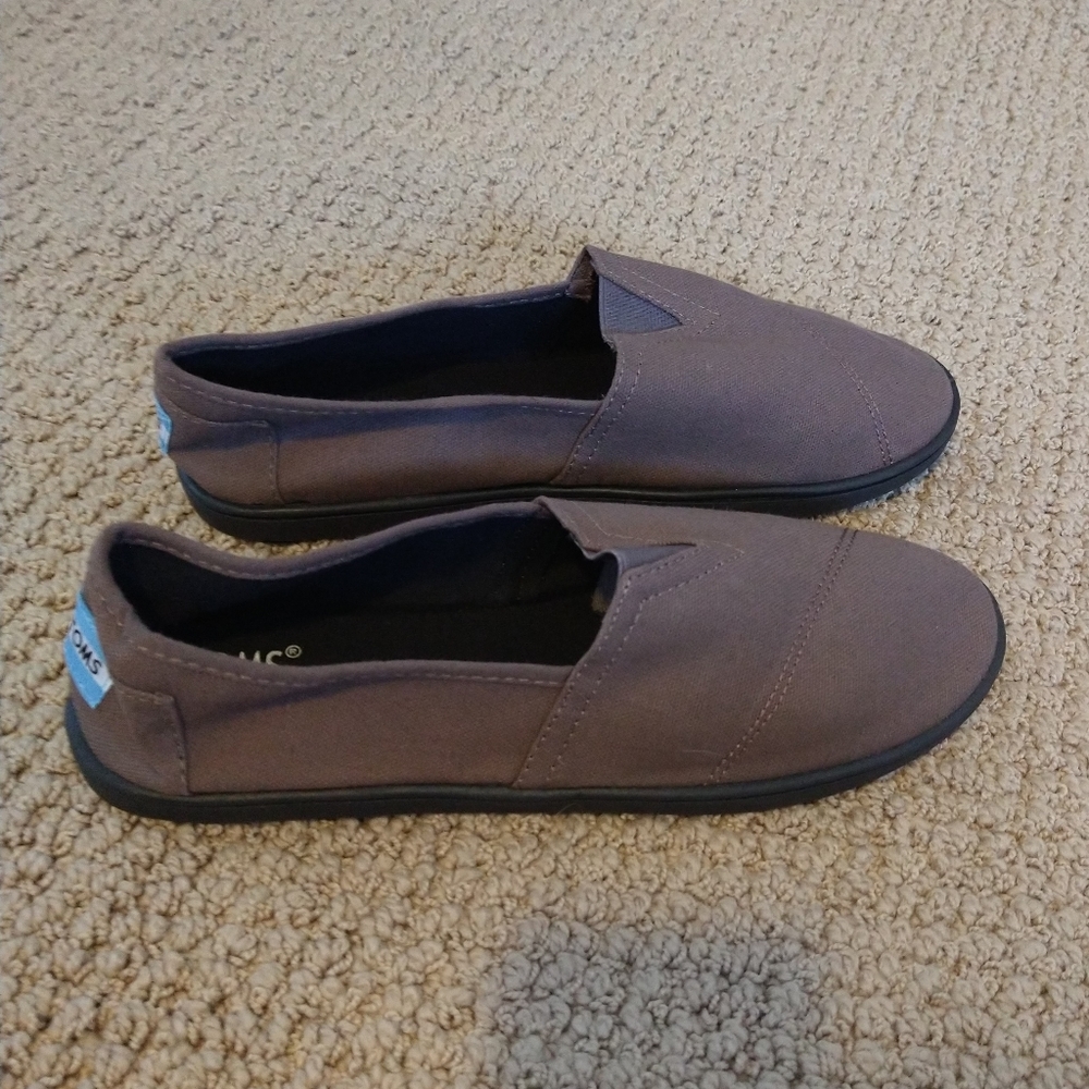 Brown Toms